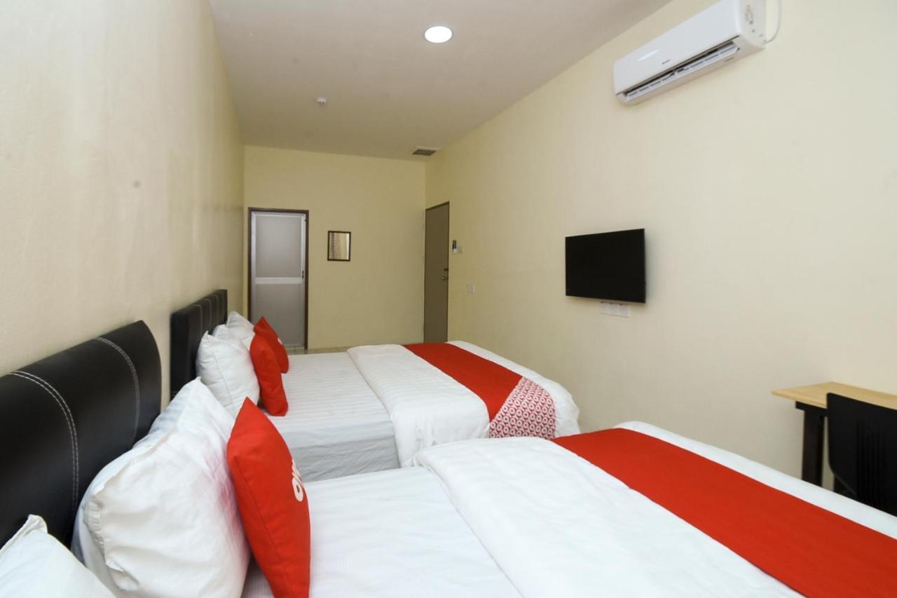 Batu Niah Oyo 90172 Goodwill Homestay מראה חיצוני תמונה