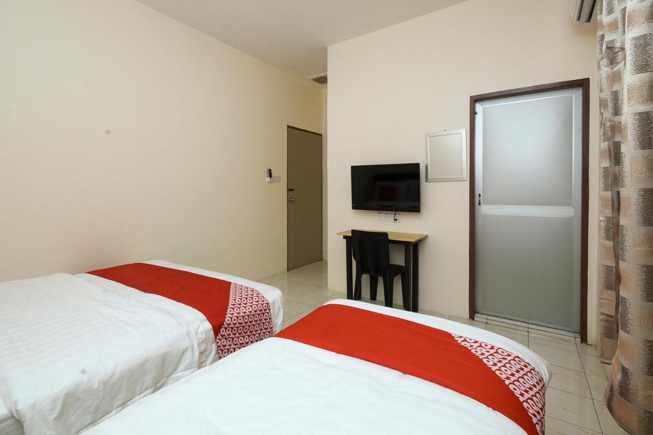 Batu Niah Oyo 90172 Goodwill Homestay מראה חיצוני תמונה
