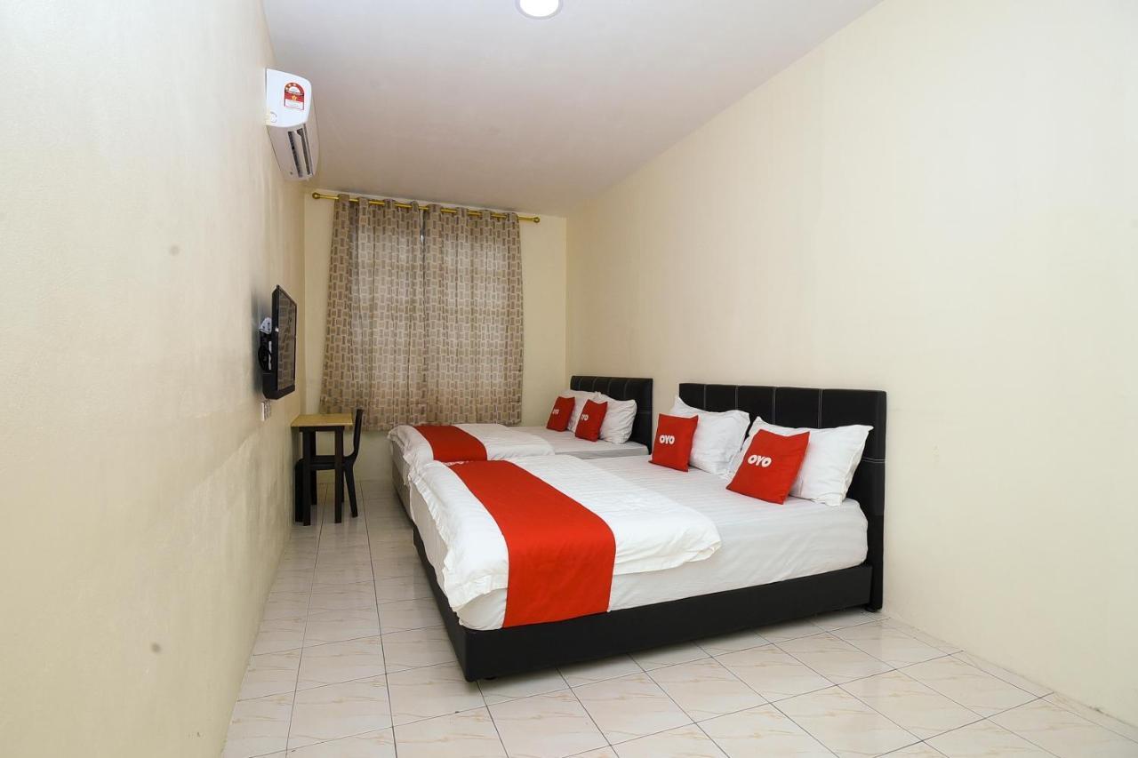 Batu Niah Oyo 90172 Goodwill Homestay מראה חיצוני תמונה