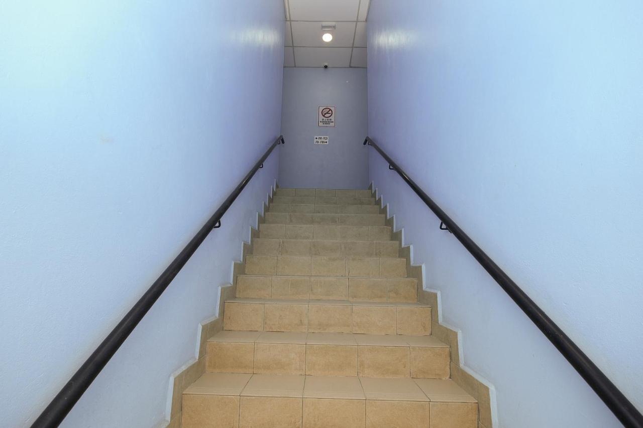 Batu Niah Oyo 90172 Goodwill Homestay מראה חיצוני תמונה