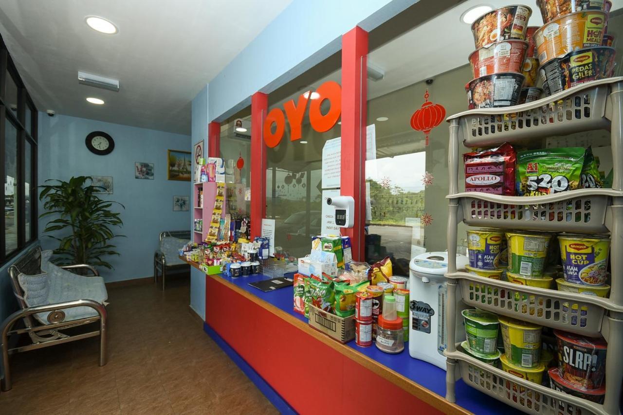 Batu Niah Oyo 90172 Goodwill Homestay מראה חיצוני תמונה