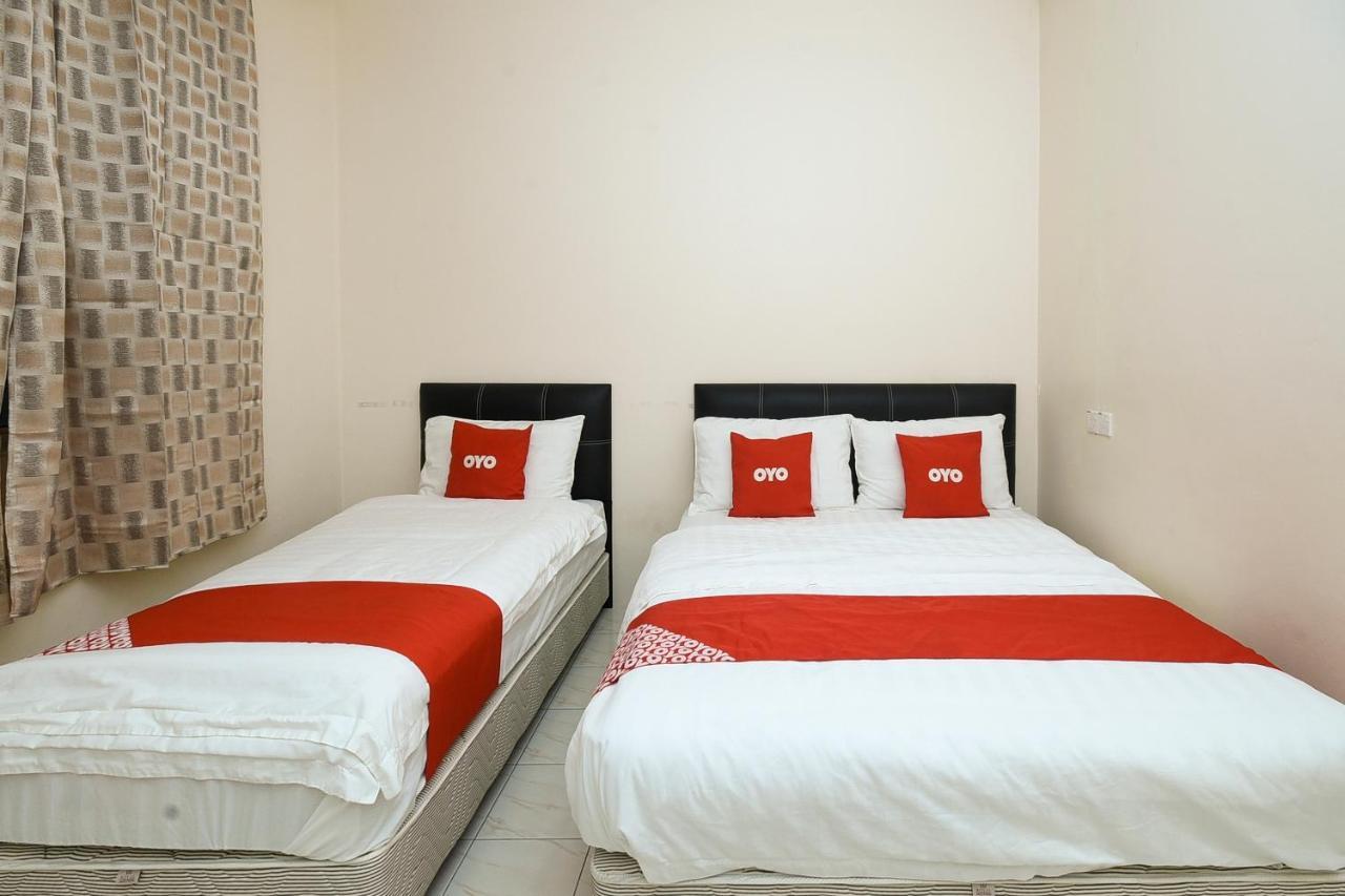 Batu Niah Oyo 90172 Goodwill Homestay מראה חיצוני תמונה