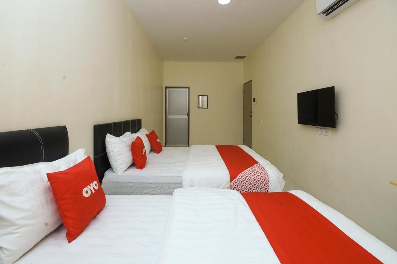 Batu Niah Oyo 90172 Goodwill Homestay מראה חיצוני תמונה
